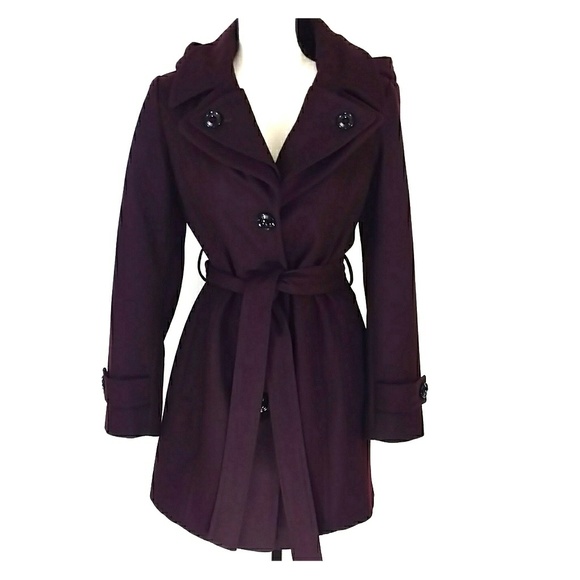 London Fog Jackets & Blazers - NWOT London Fog coat  Burgundy size s